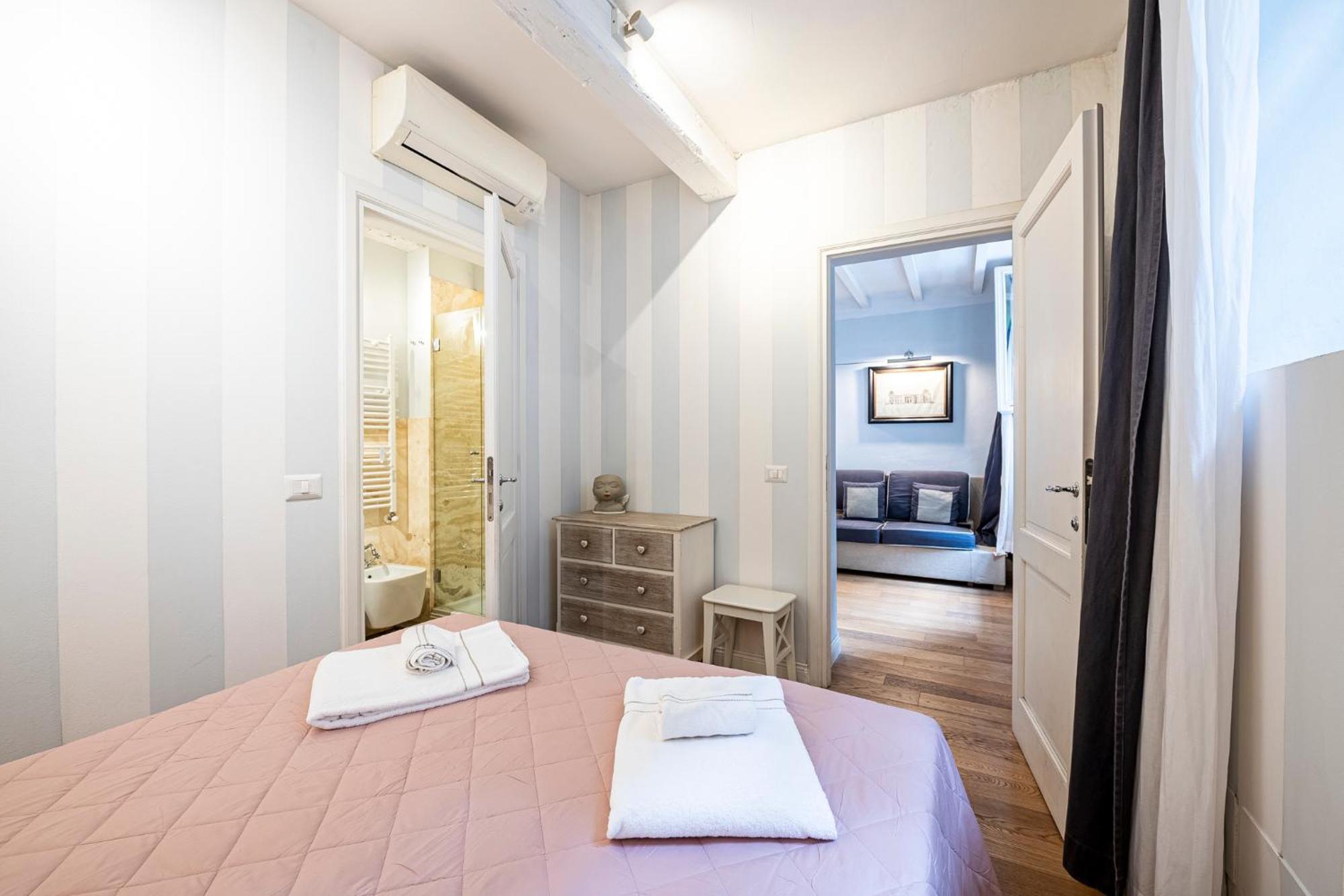 Suite In Pz. Michelangelo: Due Camere Con Due Bagni Firenze Esterno foto